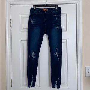 Wax Jean Distressed Mid-rise Skinny Jeans!